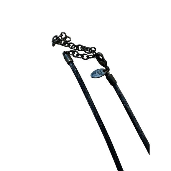 Lia Sophia Mother of Pearl Pendant Necklace - Picture 3 of 6